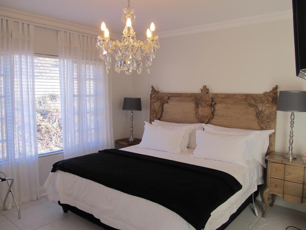 La Riviera Boutique Guesthouse & Spa Aliwal-Noord Kamer foto